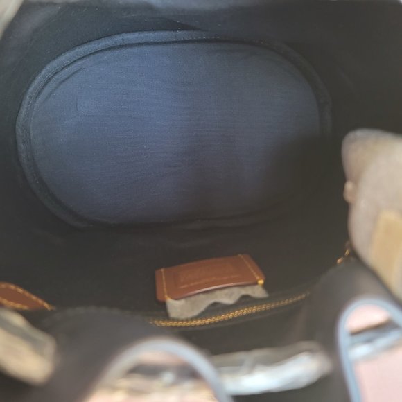 COACH Field Bucket Bag in Signature Jacquard & Leather–Navy Midnight Navy ⭐ - Picture 14 of 16